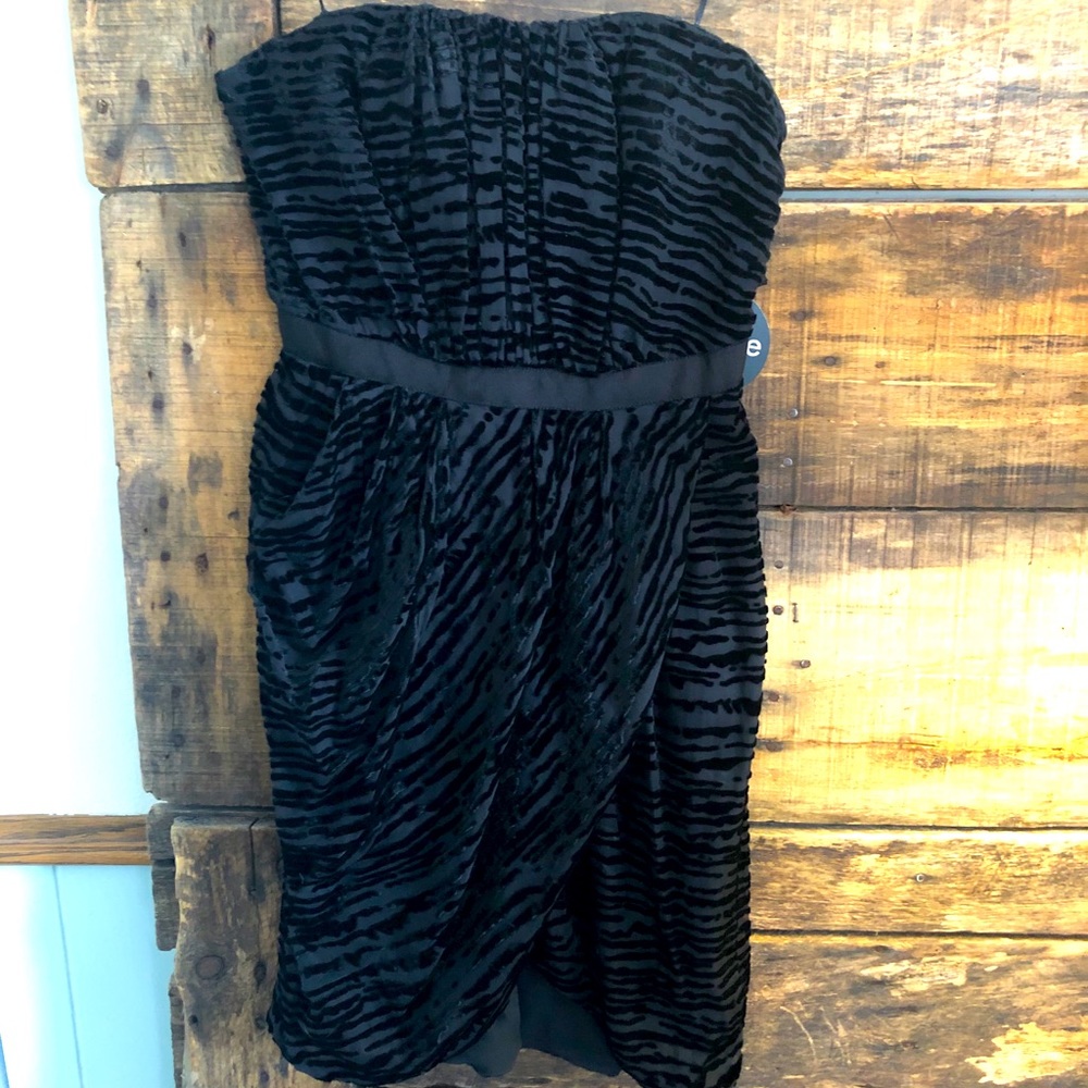 Giambattista Valli for Macy’s strapless dress